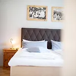 Koenigstand Lägenhet