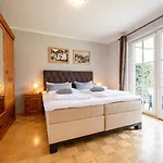 Koenigstand Lägenhet